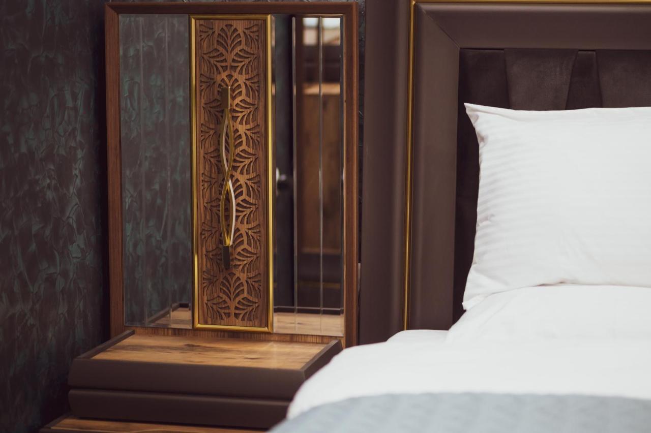 Hotel Premium Pristina Buitenkant foto