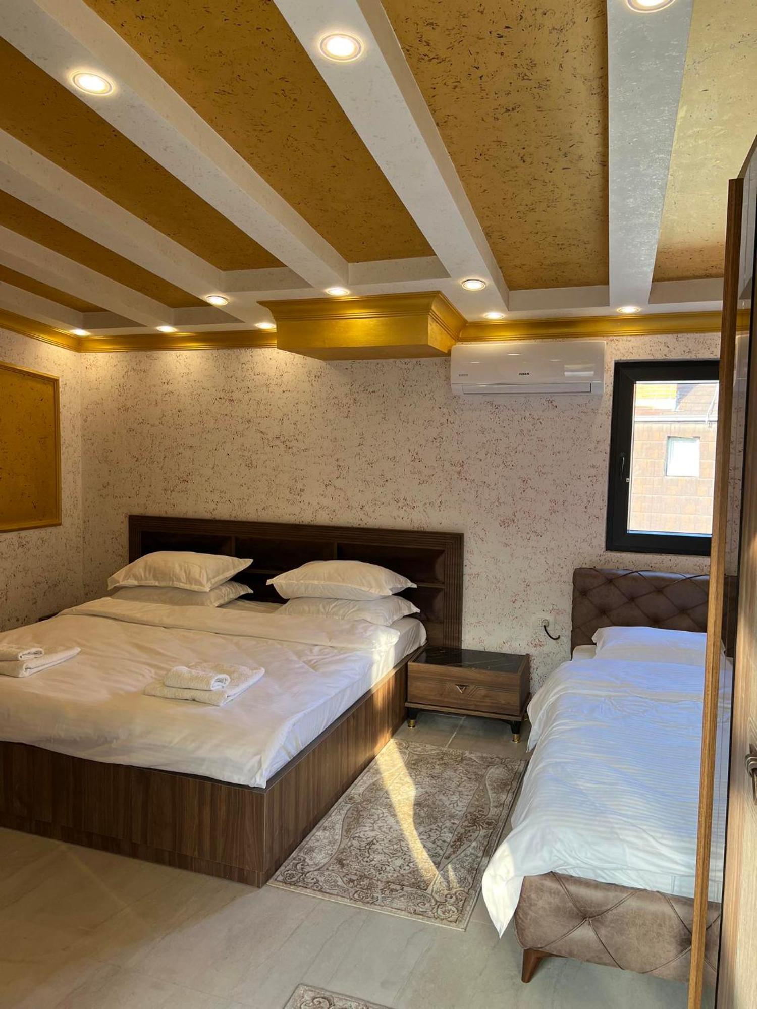 Hotel Premium Pristina Buitenkant foto