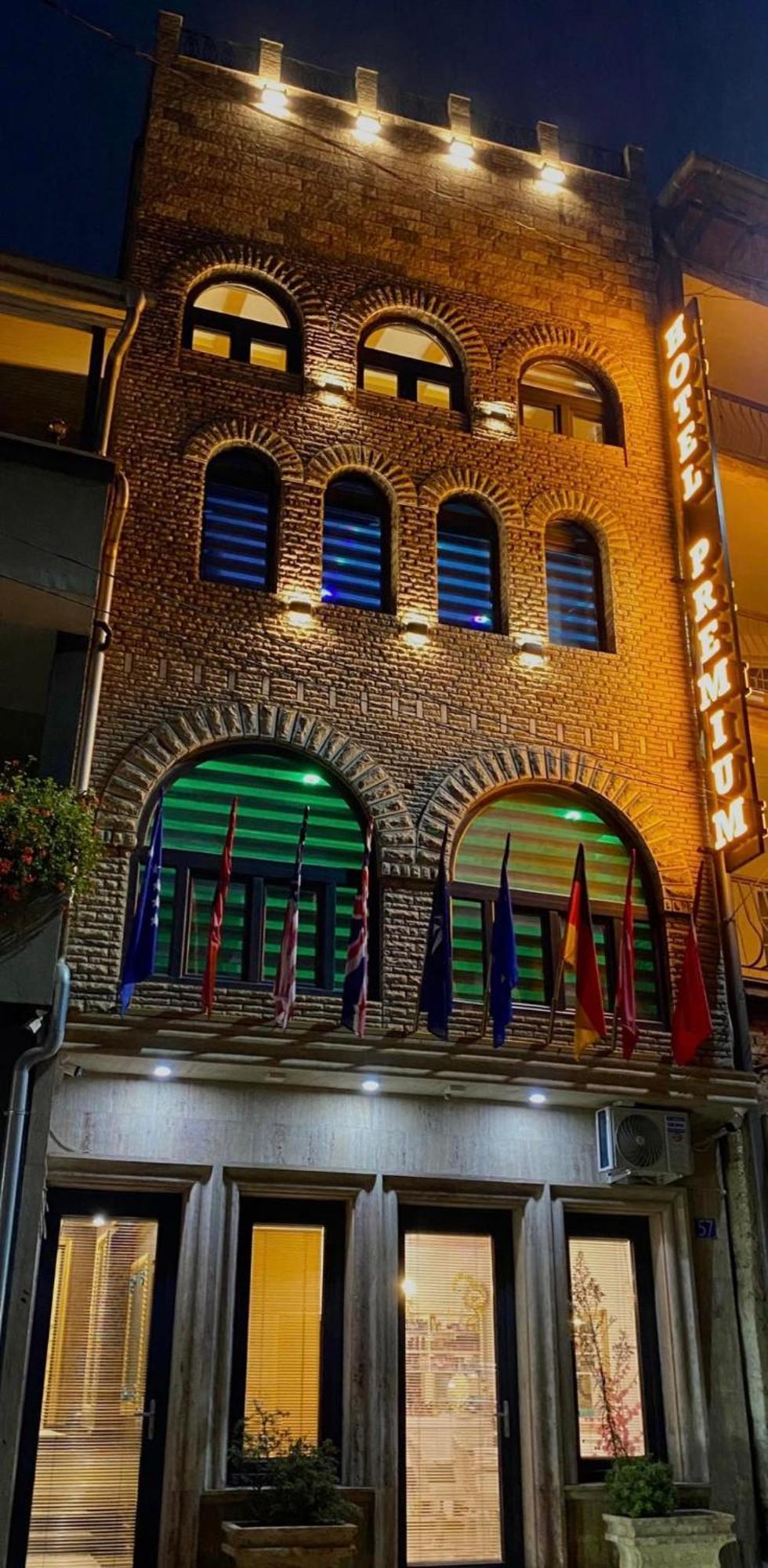 Hotel Premium Pristina Buitenkant foto