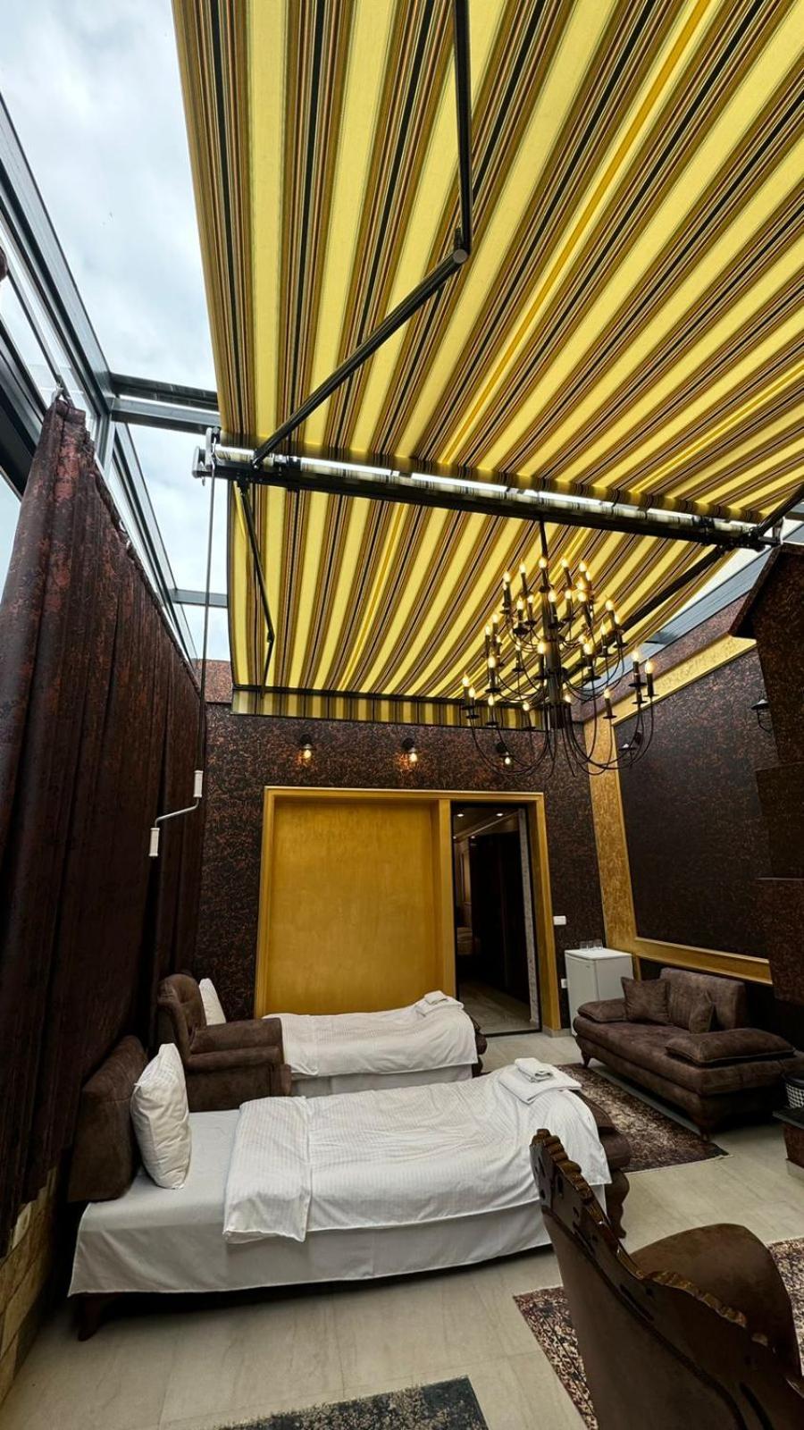 Hotel Premium Pristina Buitenkant foto