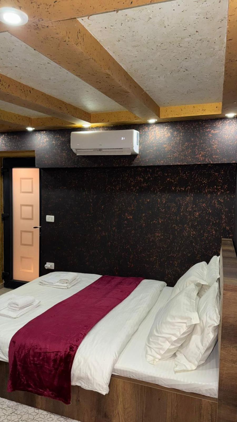 Hotel Premium Pristina Buitenkant foto