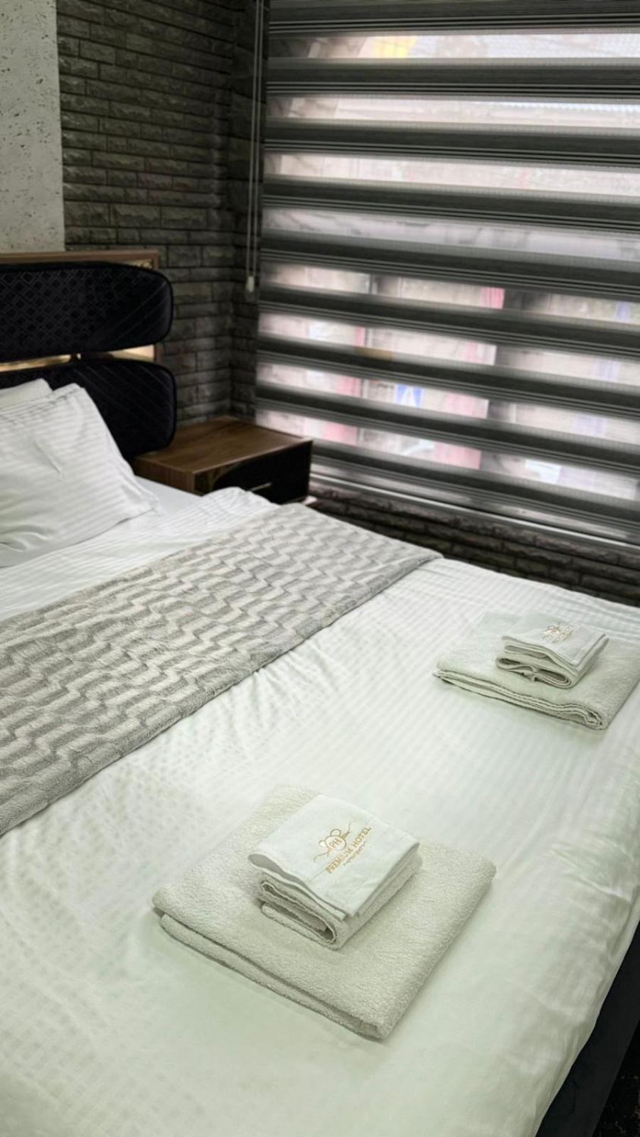 Hotel Premium Pristina Buitenkant foto